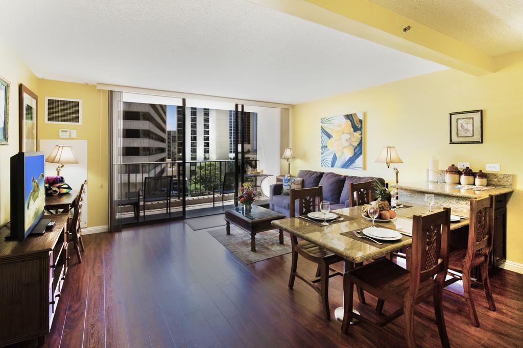 Waikiki Sunset Mountain View Near Beach With Parking Honolulu Esterno foto